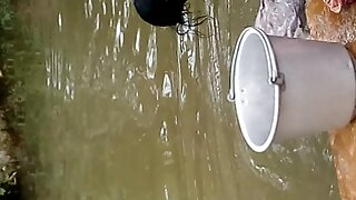 ორი დაუოკებელი ბუტილ ...